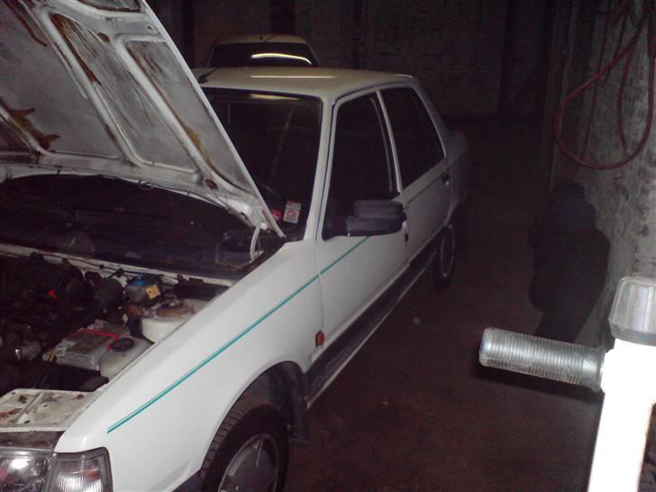 Peugeot 309, 1.6 **DØD** billede 4