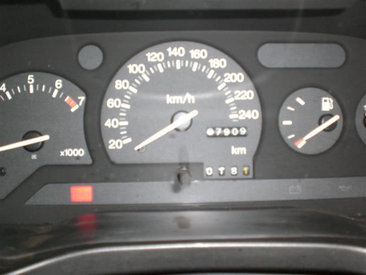 Ford Escort SOLGT billede 6