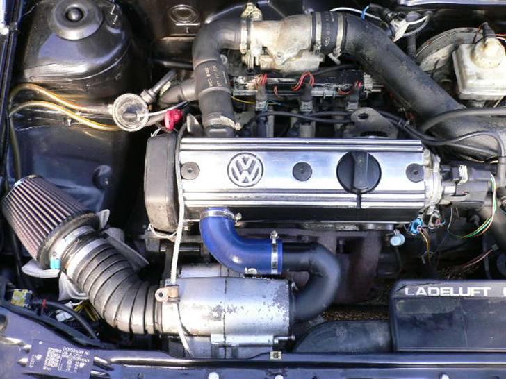 VW Polo G40/G60 "4sale" - der er blevet lavet rustfri rør til kn, men sku altså bruge bilen billede 2