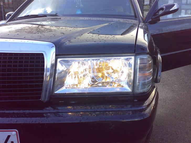 Mercedes Benz E190 *SOLGT* billede 9