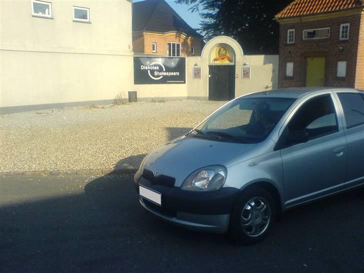 Toyota Yaris 1.4 TD *Solgt* billede 4