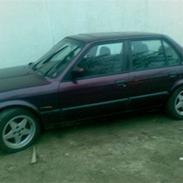 BMW 324d solgt