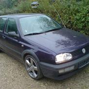 VW Golf 3 1.8 CL *SOLGT*