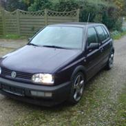 VW Golf 3 1.8 CL *SOLGT*