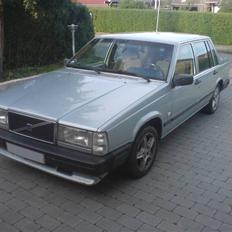 Volvo 740 2.3 GL