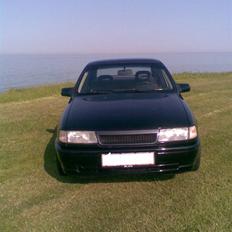 Opel vectra a  solgt