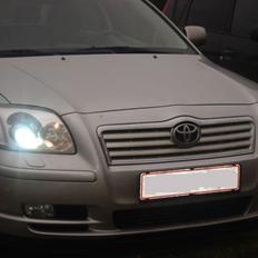 Toyota Avensis 1.8 sol