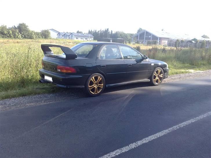 Subaru Impreza Turbo "Solgt" billede 15