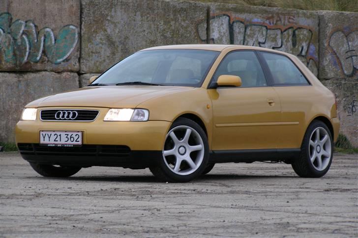 Audi A3 1,6 billede 1