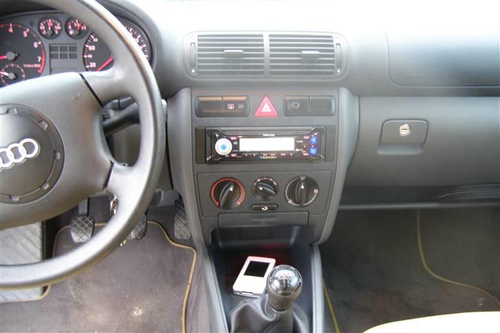 Audi A3 1,6 billede 14