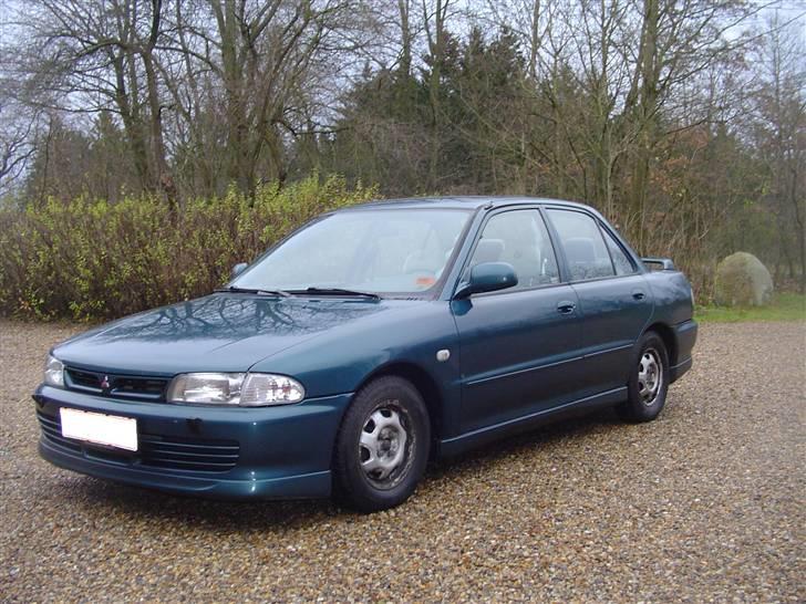 Mitsubishi Lancer 1,6 16v glxi solgt billede 2