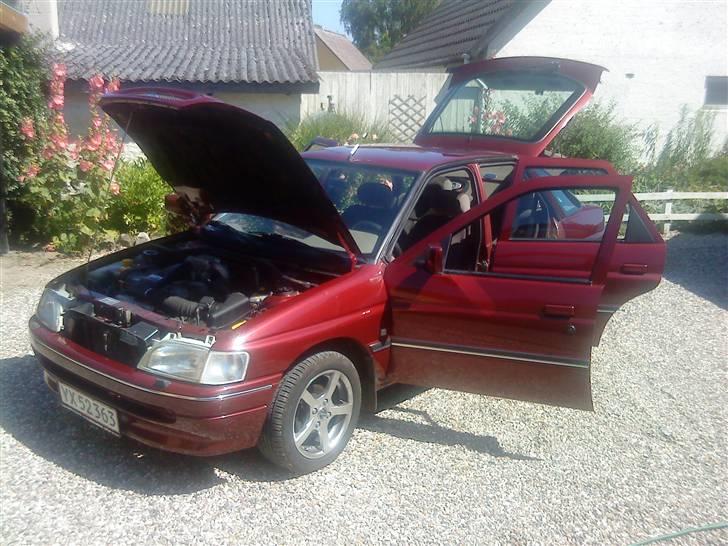 Ford Escort CLX 1.6 (SOLGT) - Skønheden billede 1