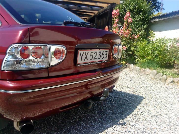 Ford Escort CLX 1.6 (SOLGT) - De ser nu godt ud billede 5