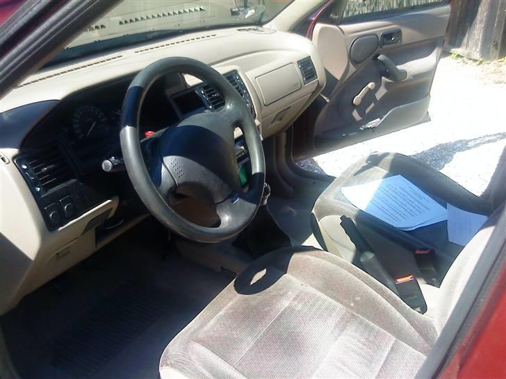 Ford Escort CLX 1.6 (SOLGT) - Morfar Cockpittet billede 7