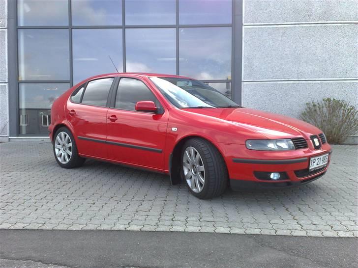 Seat Leon TDI Sport SOLGT!!! billede 2