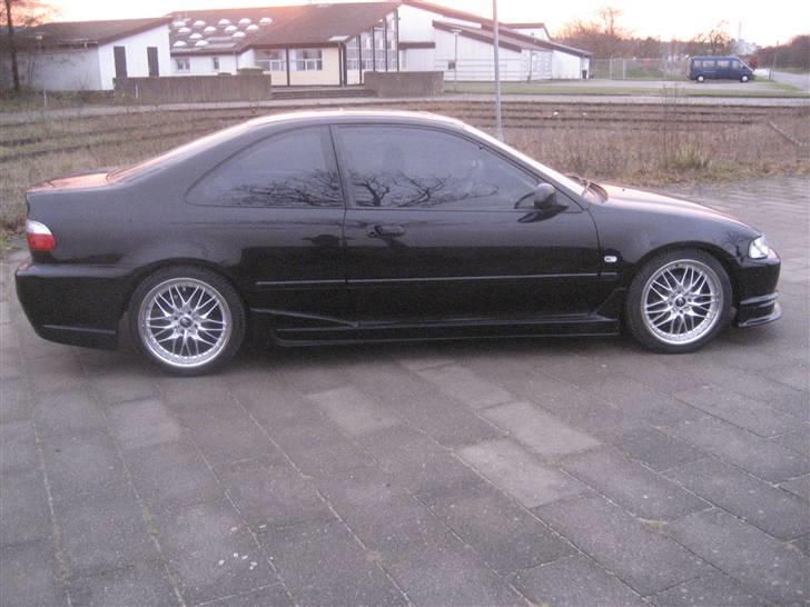 Honda civic coupe'  billede 4