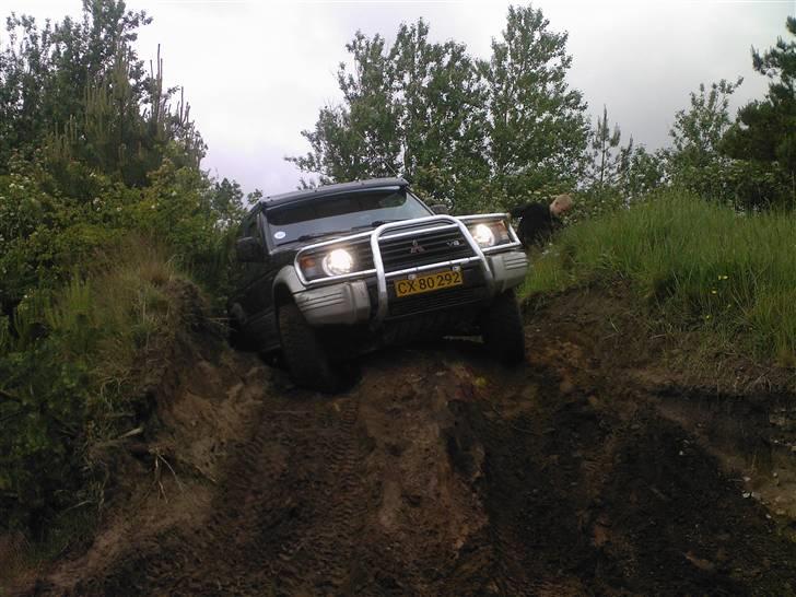 Mitsubishi Pajero - Trinbrædder billede 7