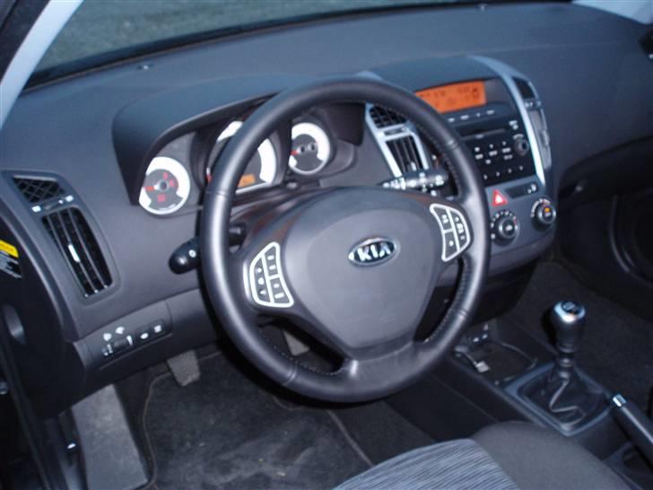 Kia Cee'd  *solgt* billede 12