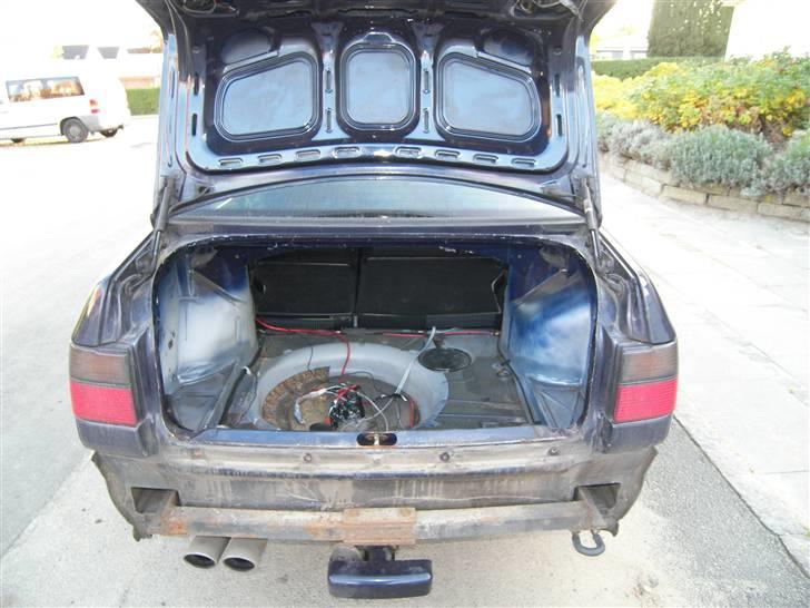 VW Vento vr6 SOLGT 1/2-2008 - Bilen bliver brugt til hverdag så krogen er et must her i Jylland. billede 3