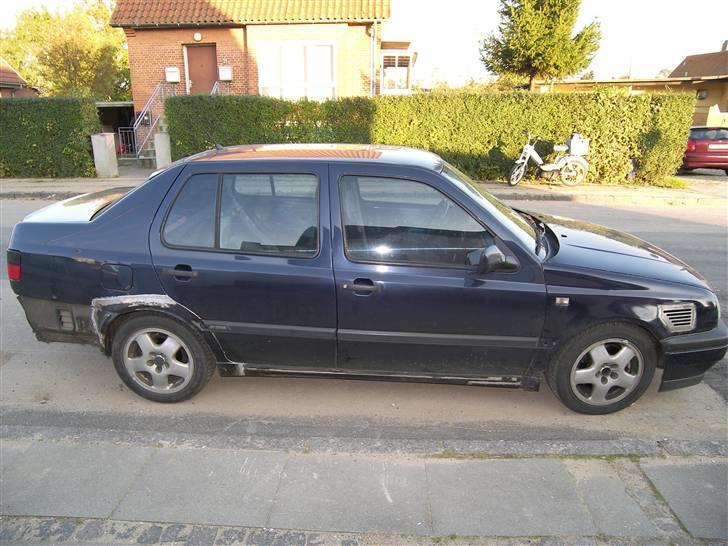 VW Vento vr6 SOLGT 1/2-2008 - Nye skærmkanter billede 8