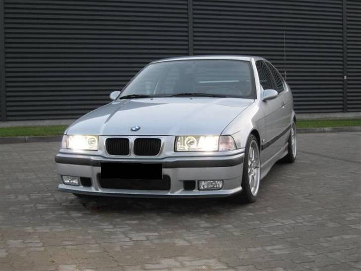 BMW 323ti *solgt* billede 20
