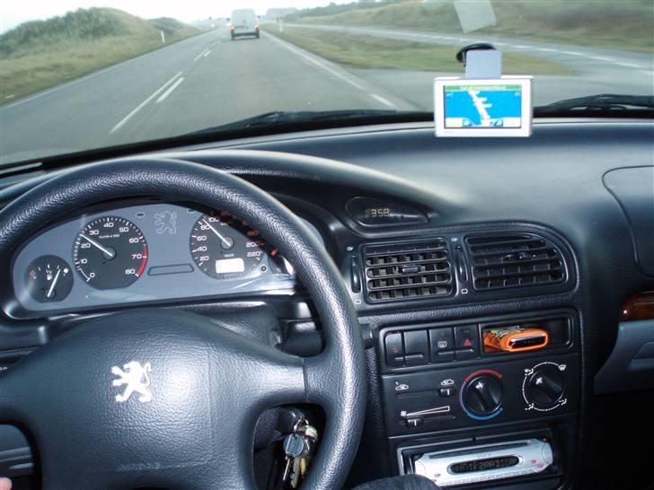 Peugeot 406 2,0 ST - Solgt billede 9