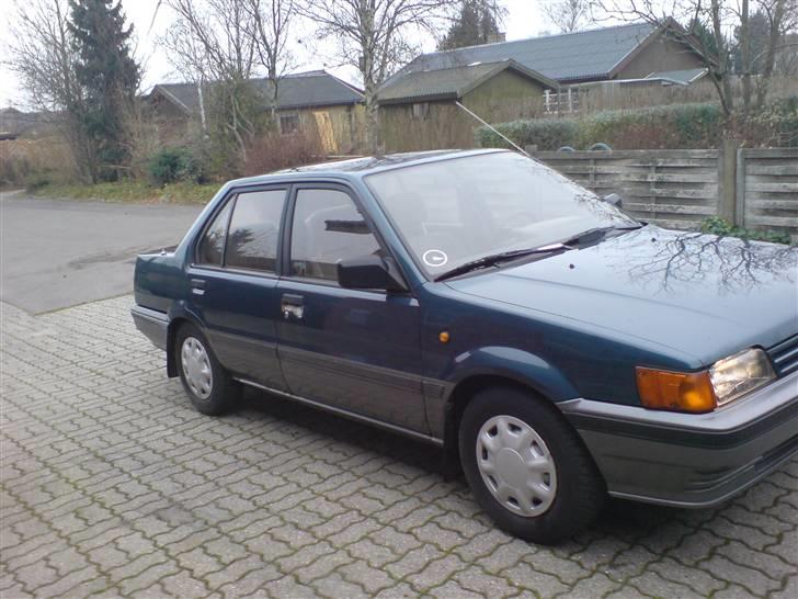 Nissan sunny 1,6 SGX  *SOLGT* billede 1