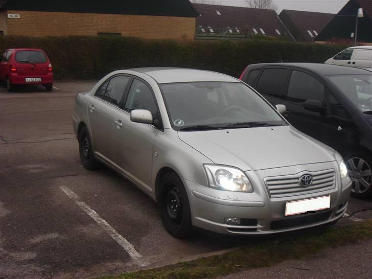 Toyota Avensis 1.8 sol billede 5