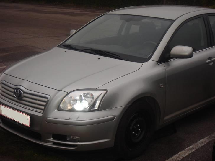Toyota Avensis 1.8 sol billede 6