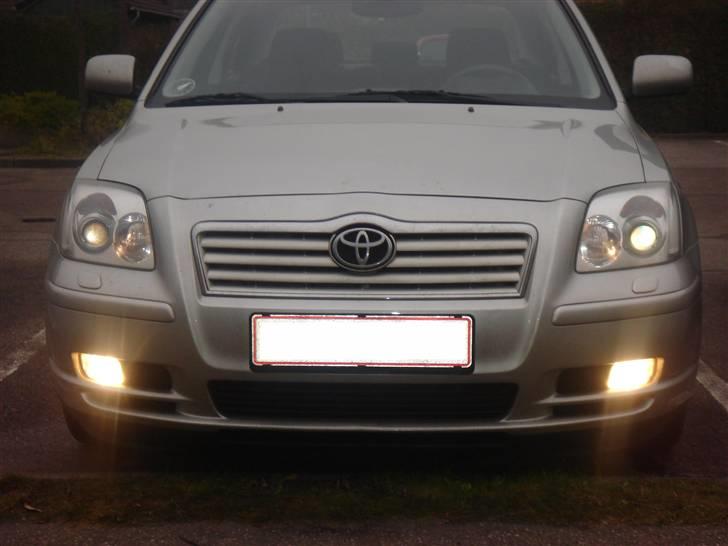 Toyota Avensis 1.8 sol billede 7