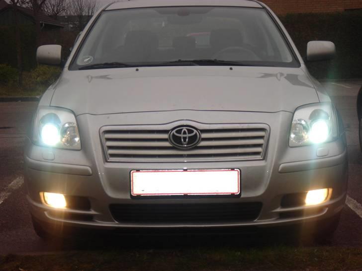 Toyota Avensis 1.8 sol billede 8