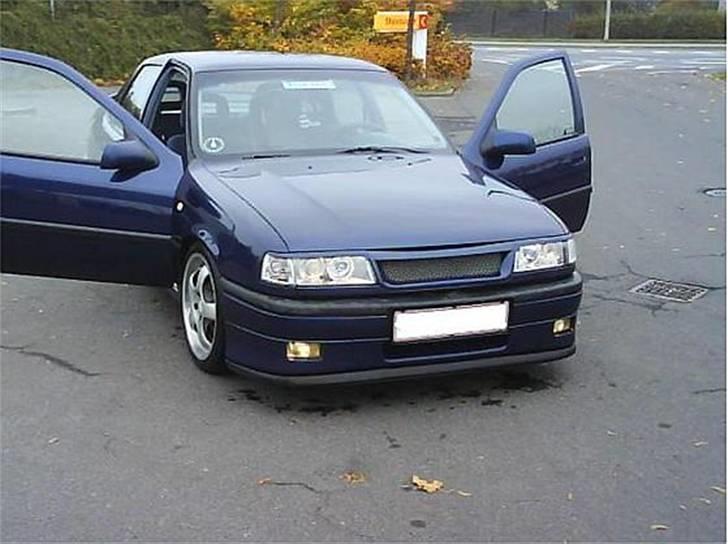 Opel Vectra A *død* billede 5