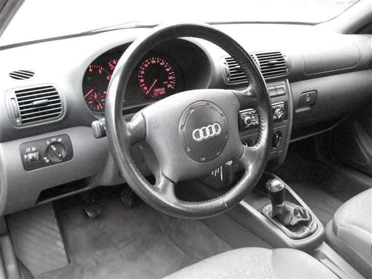 Audi A3 1,8 T./Under ombygning - S3 rat og gearknop skal lige findes på Ebay billede 11