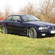 BMW 328i coupe