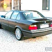 BMW 325 E36
