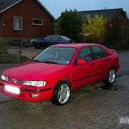 Nissan Primera SLX
