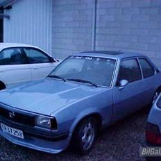 Opel Ascona B