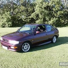 Ford escort 1.8 sport