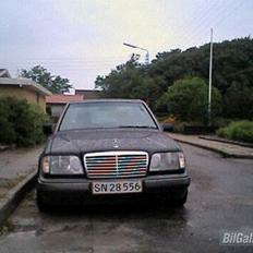 Mercedes Benz E 300 Deisel