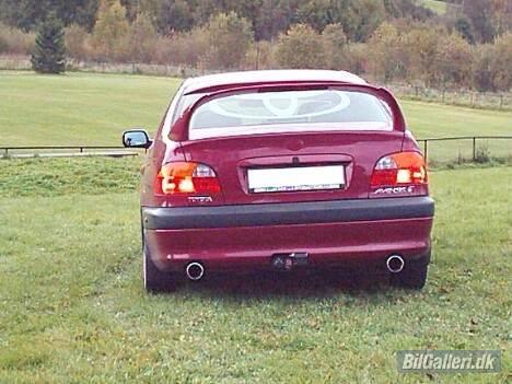 Toyota avensis billede 4