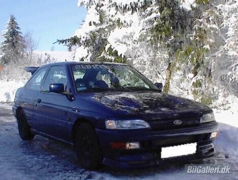 Ford escort xr3i (total skadet billede 2