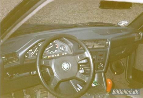 BMW 320i (Solgt) billede 3