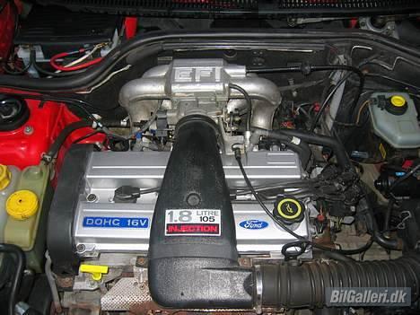 Ford Escort 1.8 sport Solgt billede 4