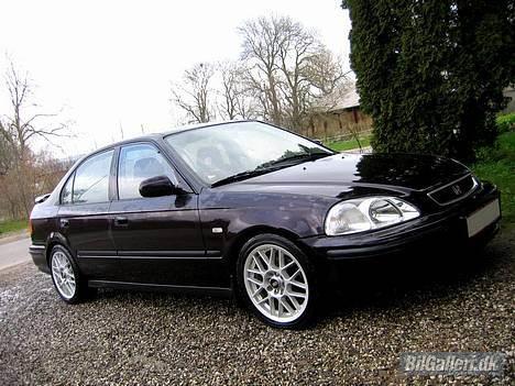 Honda Civic 1.6VTi 4d billede 2