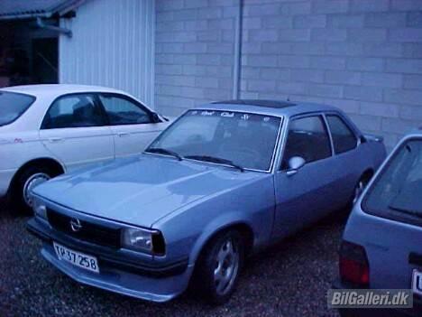 Opel Ascona B billede 1