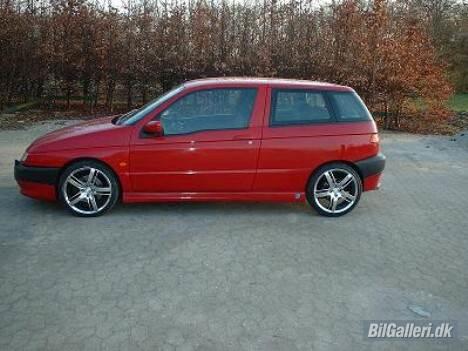 Alfa Romeo 145 Q billede 1