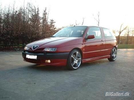 Alfa Romeo 145 Q billede 2