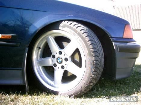 BMW E36 320i billede 4