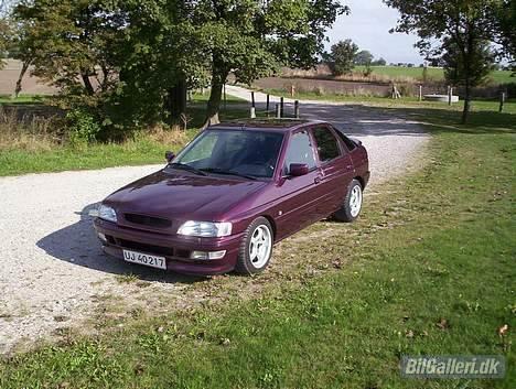 Ford Escort 1,8i Sport 16v billede 3