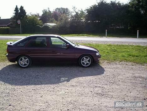 Ford Escort 1,8i Sport 16v billede 4